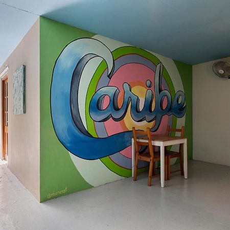 The Ritz Hostel Вилемстад Екстериор снимка