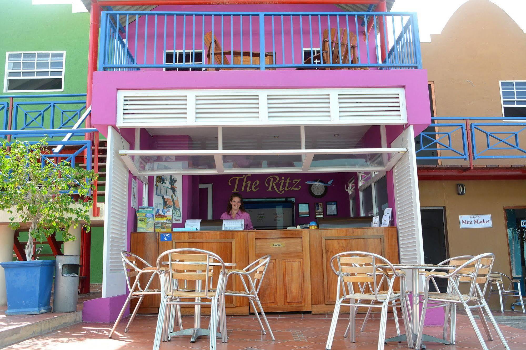 The Ritz Hostel Вилемстад Екстериор снимка